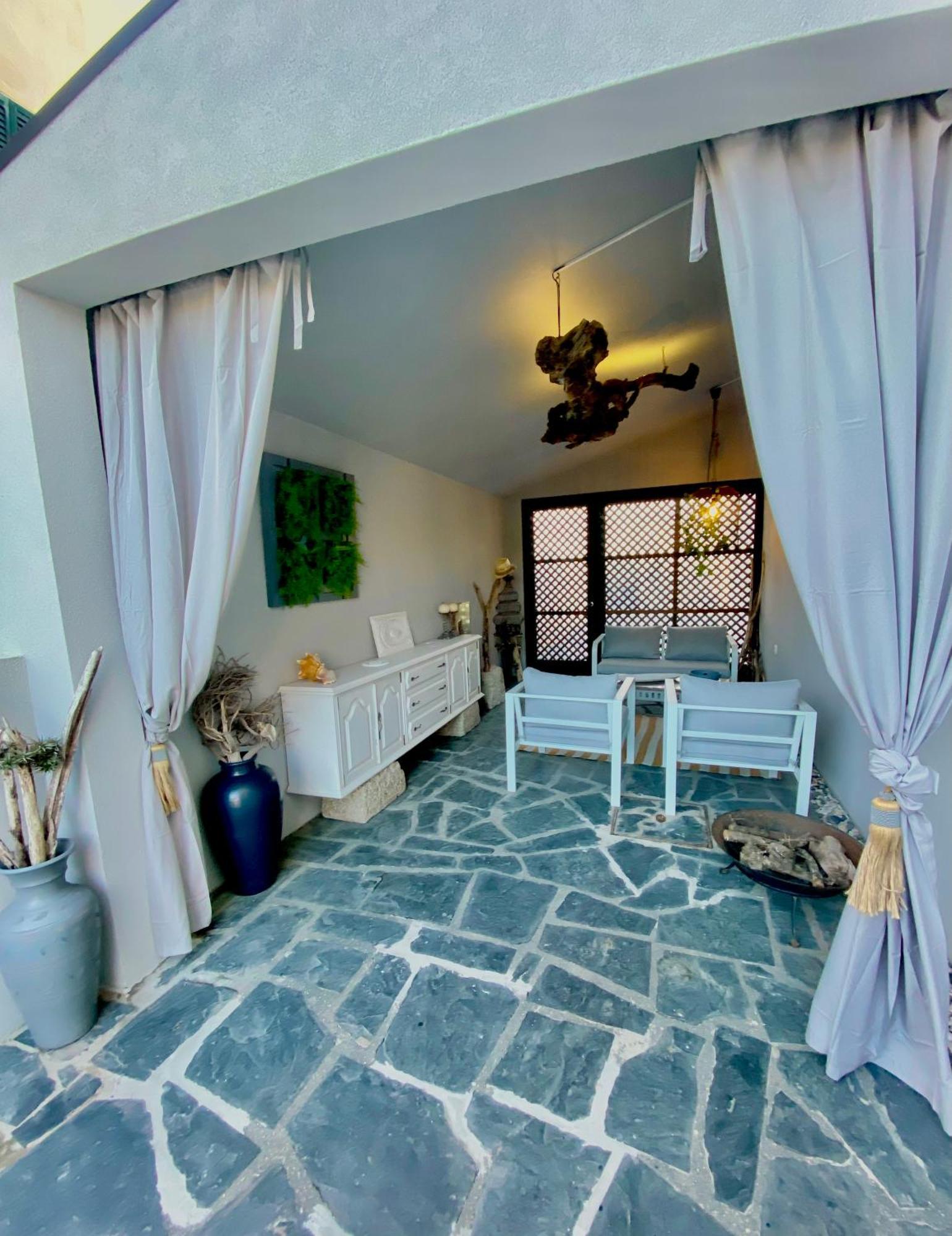 On The Way - Mindelo Beach/Guest House Exterior foto