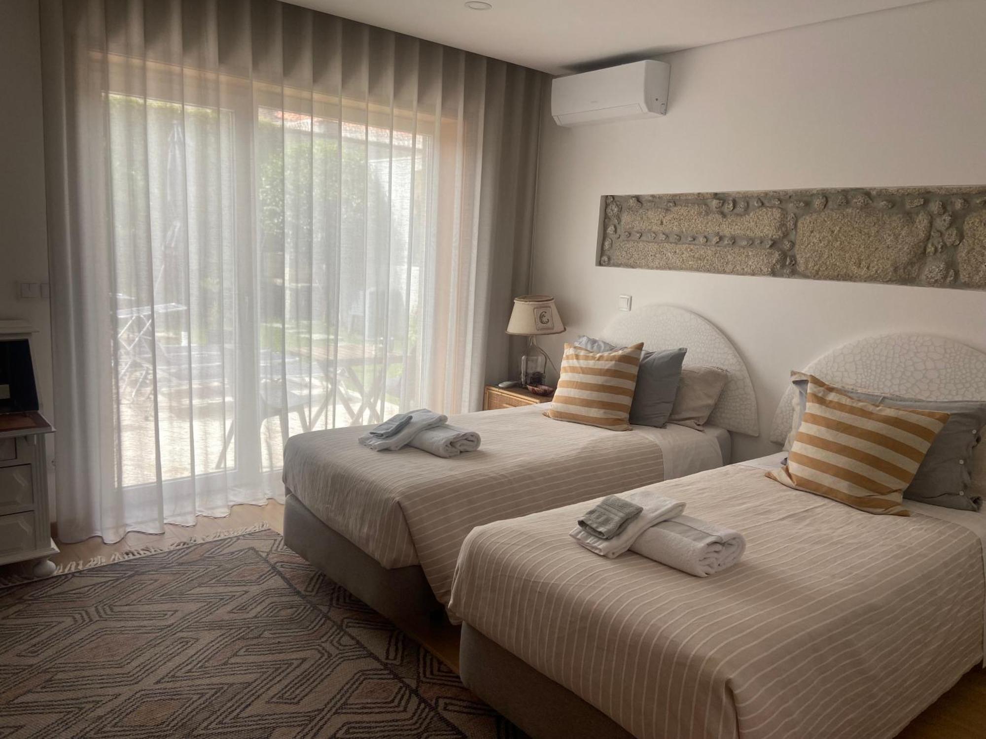 On The Way - Mindelo Beach/Guest House Exterior foto